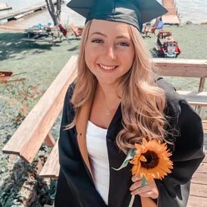 Meet your Posher, Kaylin